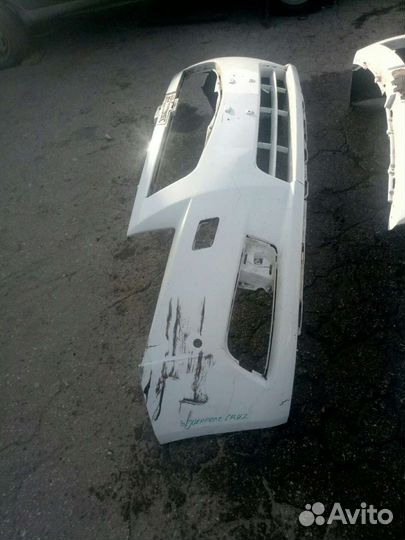 Бампер передний на Chevrolet Cruze