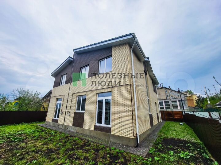 Коттедж 116 м² на участке 2 сот.