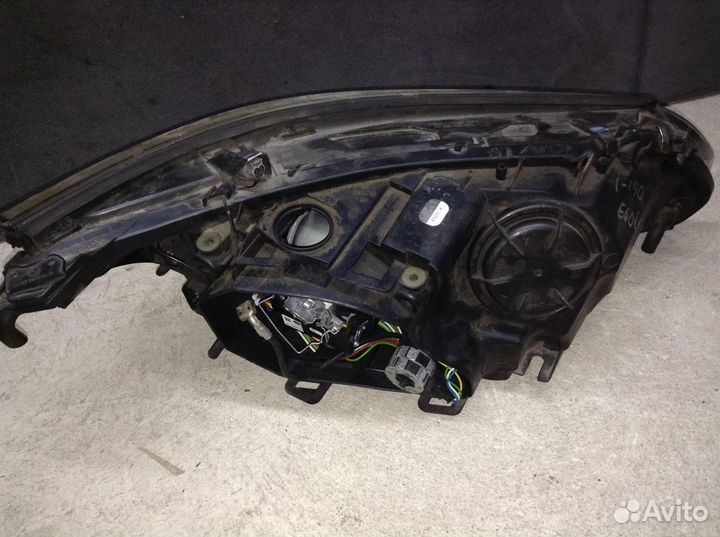 Фара левая BMW 5 E60/E61 2005