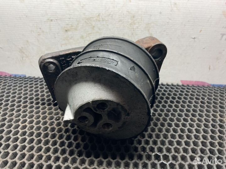 Подушка двигателя передняя правая Scania 5-series