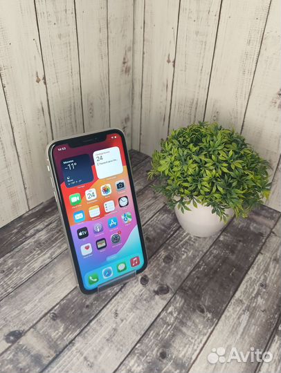 iPhone Xr, 128 ГБ
