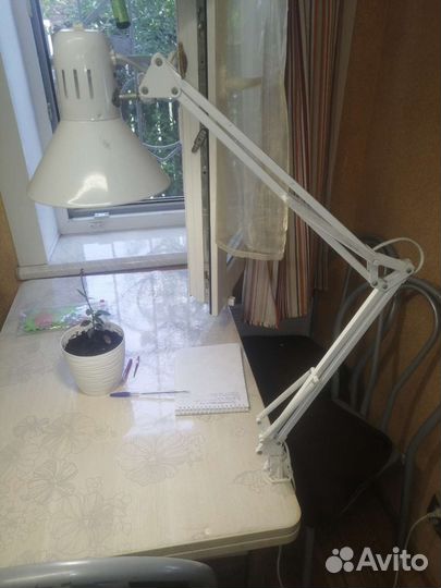 Лампа настольная