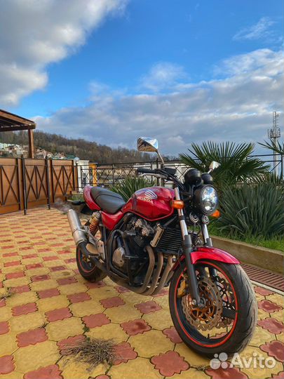 Honda cb 400 sf vtek 2