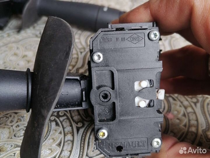 Подрулевые рычаги Renault