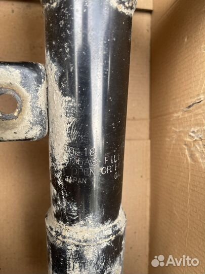 Амортизаторы на mitsubishi lancer x 2шт