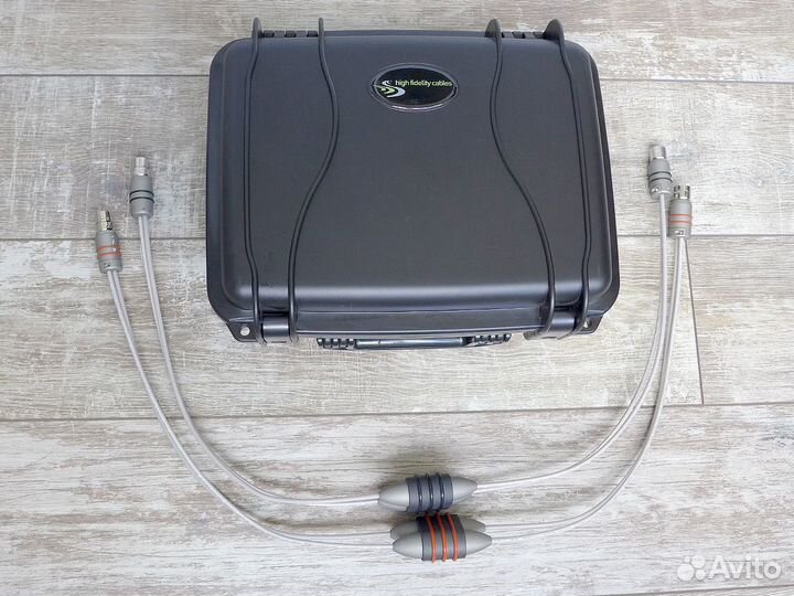 Межблочный High Fidelity Reveal XLR 1м кабель