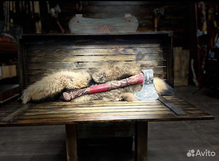 Топор кованый ручной работы