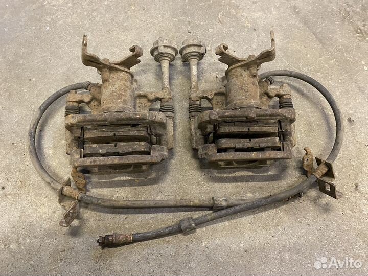 Задние суппорта Opel Astra J 1.4 Turbo