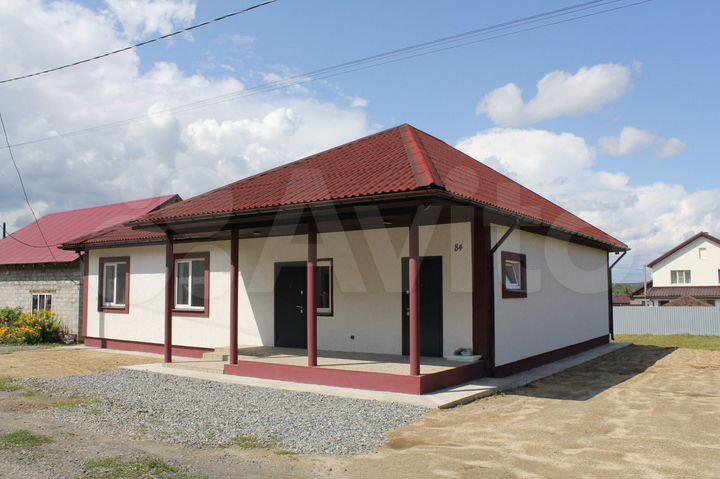 Коттедж 160 м² на участке 10 сот.