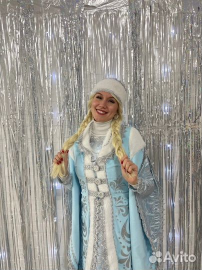 Костюмы Деда Мороза и Снегурочки