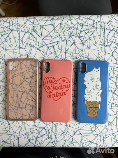Чехлы на iPhone XR