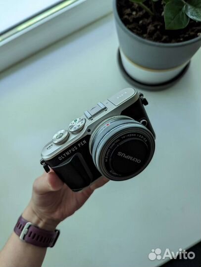 Фотоаппарат Olympus Pen E-PL9 kit14-42mm f/3.5-5.6