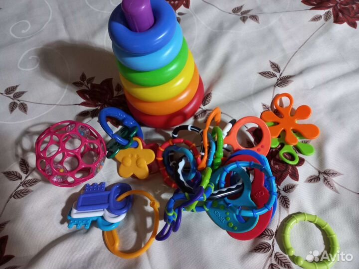 Пакет игрушек для малыша