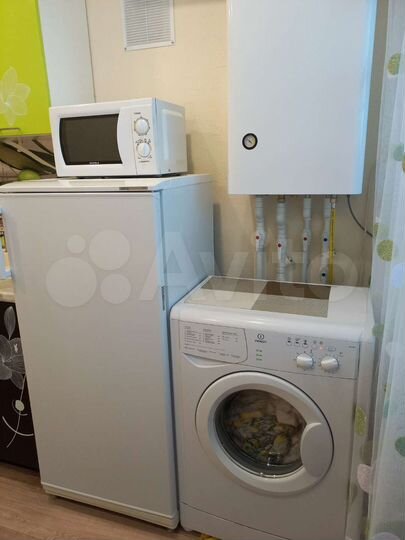 2-к. квартира, 50 м², 3/3 эт.