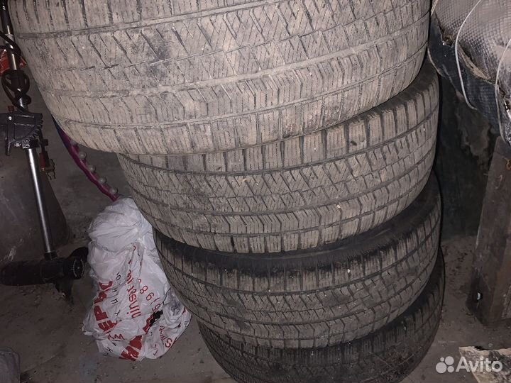 Bridgestone Blizzak Ice 205/55 R16