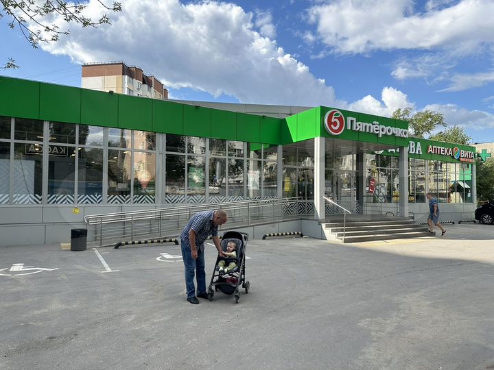 Торговая площадь под постамат в ТЦ