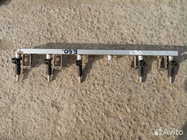 Рейка топливная (рампа) Bmw 5-Series E60 2.5