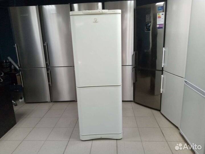 Холодильник бу indesit no frost