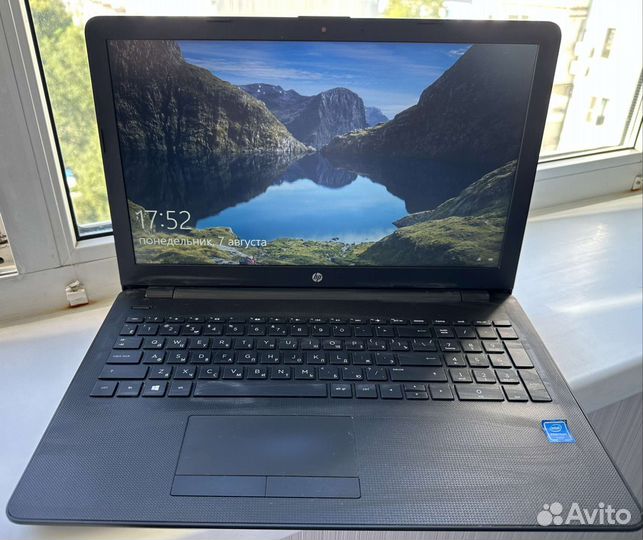 Продам ноутбук HP Laptop 15-ra069ur