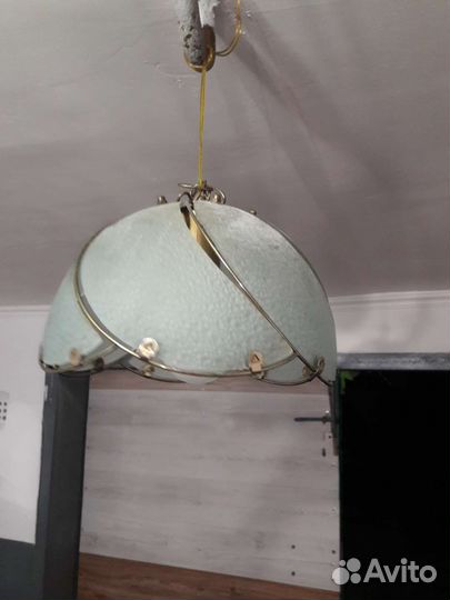 Люстры разные