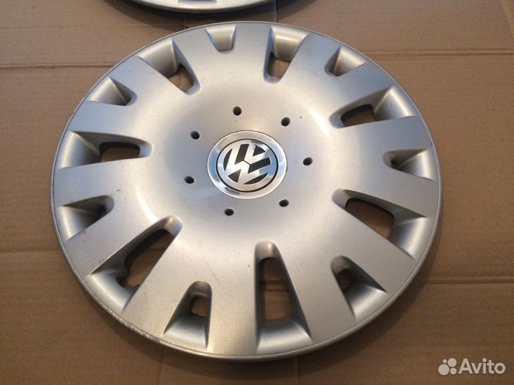 Колпак колеса VW Polo 6Q0601147Q