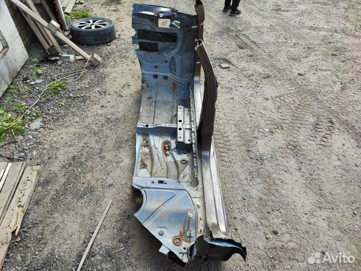 Боковина кузова правая Skoda Rapid