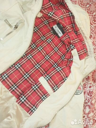 Ветровка женская