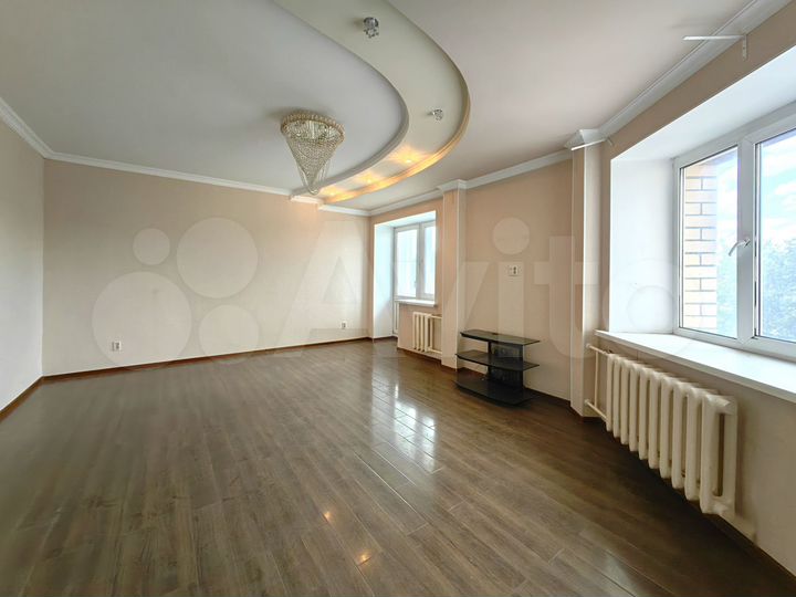 3-к. квартира, 97,1 м², 3/9 эт.