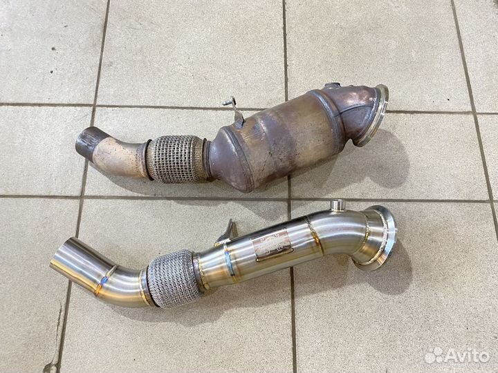 Даунпайп (Downpipe) B38 76мм для BMW