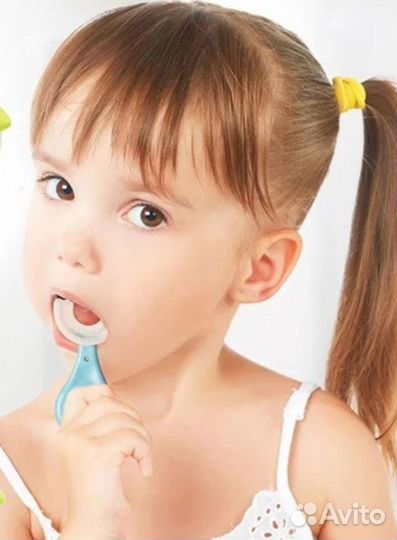 Детская зубная щетка