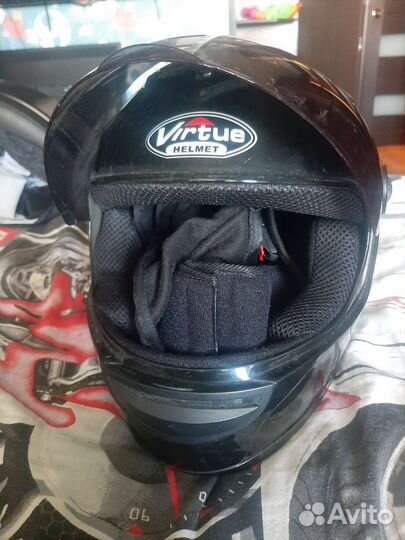 Плем мотоциклетный с защитой лица и шеи