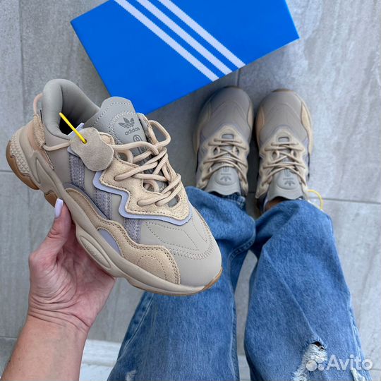 Кроссовки Adidas ozweego женские