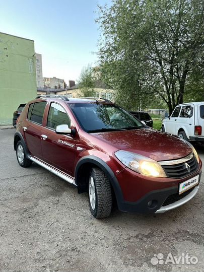 Renault Sandero Stepway 1.6 AT, 2013, 198 500 км