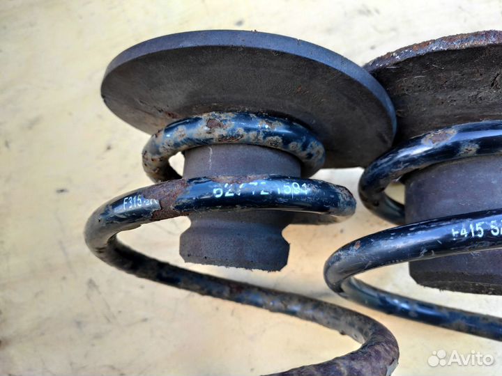 Пружины задние на Opel Astra H Хэтчбек 3Д 5Д