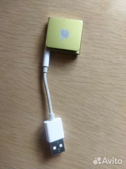 Плеер iPod shuffle (Apple)