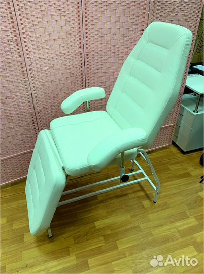 Косметологическое кресло