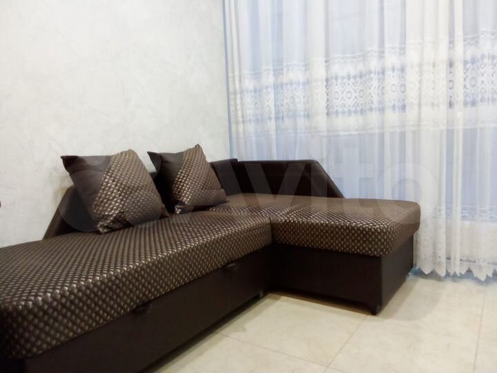 2-к. квартира, 85 м², 4/10 эт.