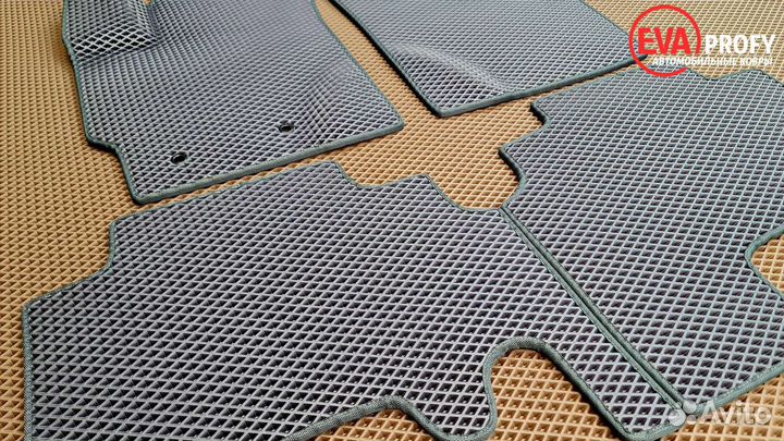 Ева коврики на Toyota Yaris
