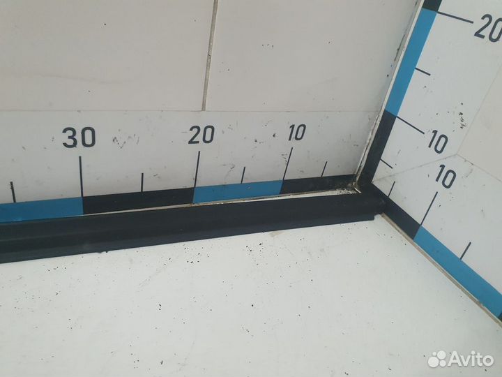 Накладка стекла заднего правого Aveo (T200)