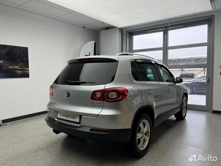 Volkswagen Tiguan 2.0 AT, 2011, 199 620 км