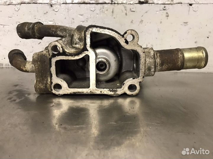 Корпус термостата Qg15 Qg16 Qg18 Nissan