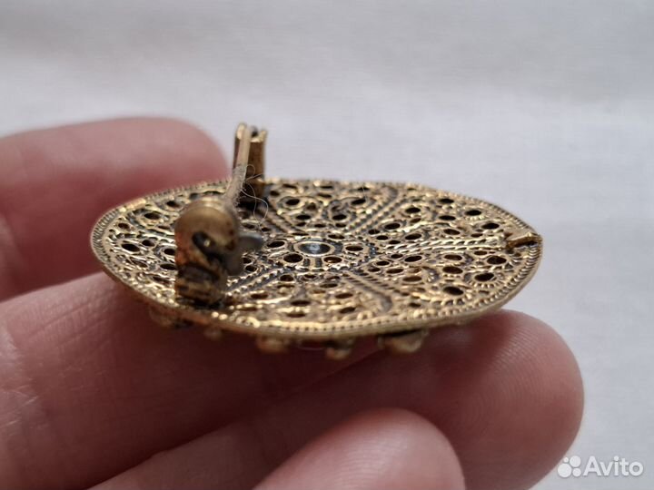 Брошь винтаж Чехословакия пекинской стекло ажурная