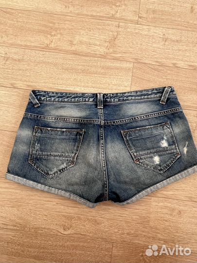 Джинсовые шорты