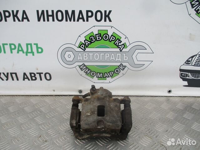 Суппорт передний правый Hyundai Sonata 3 2.0 1996г