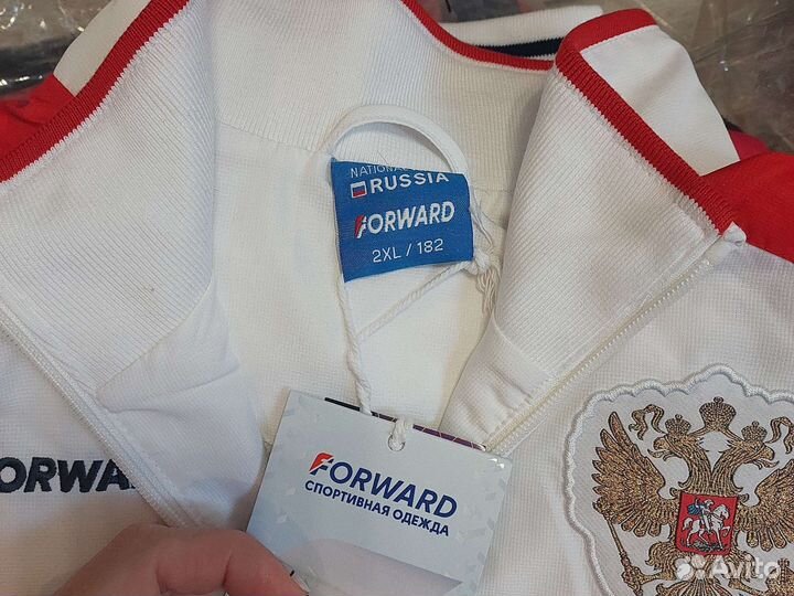 Костюм парадный женский форвард