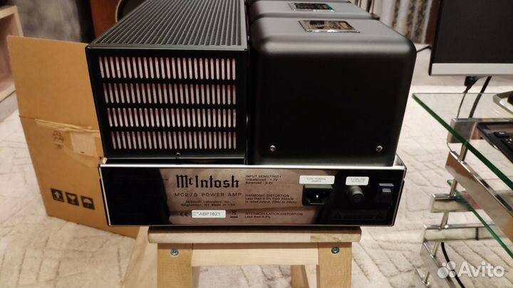 Усилитель мощности McIntosh MC275 mkVI