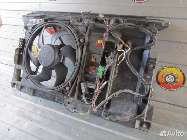 Диффузор вентилятор Peugeot 607 00-10г 2.2л АКПП