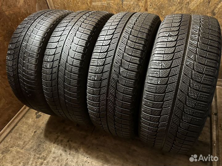 Michelin X-Ice XI3 225/55 R17 97H