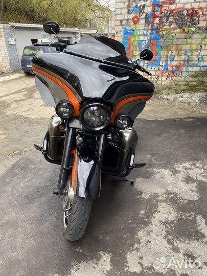 Harley Davidson Street glide flhx