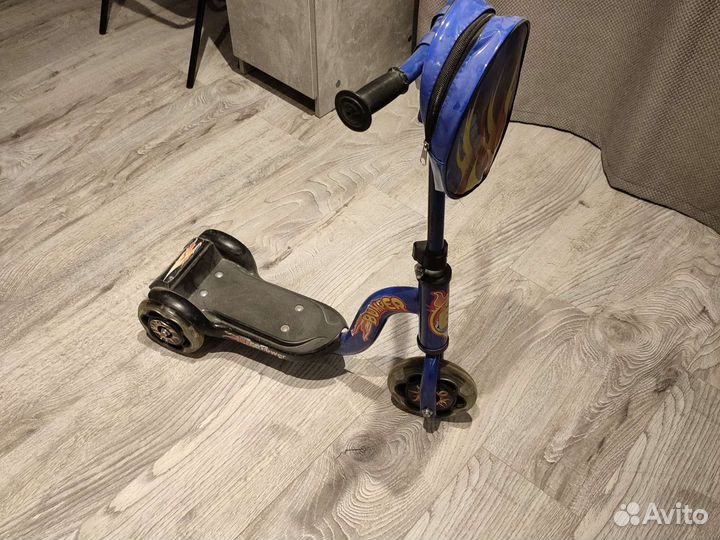Самокат детский трехколесный